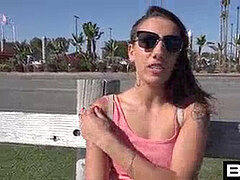 素人, 茶髪の, 中出し, 公共, タトゥー, ティーン