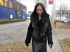 Любители, Брюнетки, Фетиш, Кожа, На природе, На публике