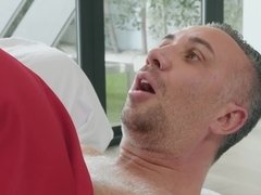Niñera, Mamada, Engañando, Estilo perrito, Hd, Masaje, Tetas naturales, Montar