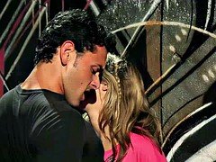 Blondine, Braunhaarige, Hardcore, Piercing, Tätowierung, Flotter dreier, Titten