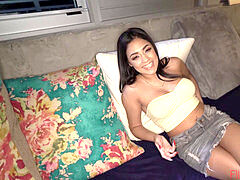 Grosser arsch, Vollbusig, Latina, Taboo, Jungendliche (18+)