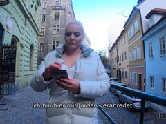 Enthousiasteling, Grote mammen, Blond, Pijpbeurt, Rondborstig, Man die toekijkt, Tsjechisch, Hd