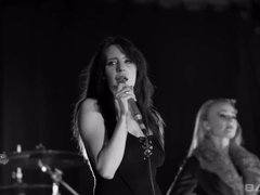 Asiático, Morena, Europeo, Peludo, Lencería, Tatuaje, Trio