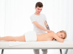 お尻, デカチン, フェラチオ, 巨乳な, カワイイ, バック, 剃毛, ガリガリ