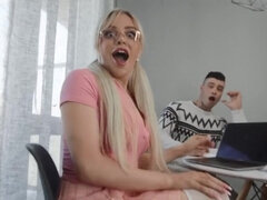 Большой член, Бисексуалы, Бойфренд, Грудастые, Измена, Подружка, Ласковые ручки, Сиськи