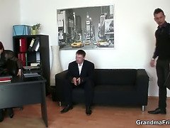 Diep in de keel, Rijpe lesbienne, Moeder die ik wil neuken, Moeder, Kantoor, Realiteit, Kousen, Trio