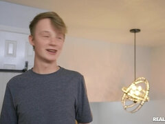 Американки, Большая жопа, Минет, Собачьи, Сперма на лице, Пирсинг, Киски, Тощие