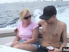 Blondine, Vollbusig, Erotisch, Fingern, Hardcore, Küssen, Jungendliche (18+), Nass