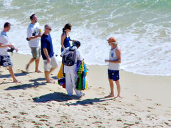 Strand, Grote mammen, Blond, Bruinharig, Vingeren, Zoenen, Likken, Kut duiken