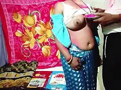 If Desi Bhabhi's husband did not come home in Holi, then Holi was celebrated with brother-in-law, so brother-in-law sister-in-law.