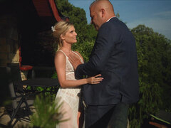 Cul à la bouche, Blonde, Sucer une bite, Mignonne, Faciale, Hd, Plan cul à trois, Nénés