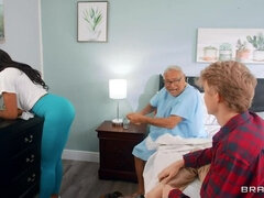 Amerikanisch, Blasen, Hundestellung, Schwarz, Frau frau mann, Natürlichen titten, Reiten, Sohn