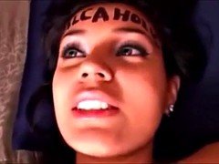 gorgeous latina cumbrush