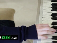 Amateur, Blonde, Sucer une bite, Plantureuse, Hard, Criant, Adolescente, Ados anal