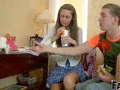 Cul, Sucer une bite, Européenne, Doigter, Fait maison, Léchez, Petite femme, Adolescente