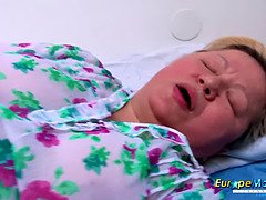 ぽっちゃり, デカ尻, お婆さん, Hd, オナニー, 熟年, 一人, おもちゃ