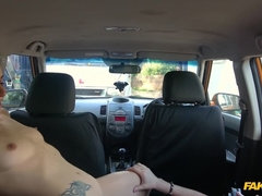 Sucer une bite, Voiture, Tir de sperme, Faciale, Branlette thaïlandaise, Italienne, De plein air, Pov