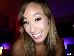 アジア人, 美人, 口内発射, イく瞬間, チン, 手コキする, なめる, 淫乱熟女