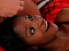 Grote kont, Grote mammen, Zwart, Bruinharig, Interraciaal, Moeder die ik wil neuken, Alleen, Sperma