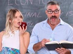 Culo grande, Verga grande, Mamada, Estilo perrito, Colegiala, Estudiante