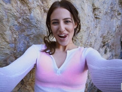 Arsch, Braunhaarige, Handjob, Unschuldig, Im freien, Rasiert, Jungendliche (18+), Titten