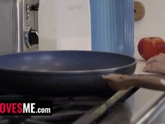 Braunhaarige, Hd, Lesbisch, Lecken, Muschi, Schwestern, Flotter dreier, Titten