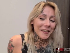 Grote lul, Blond, Pijpbeurt, Gezichtspunt, Tatoeage