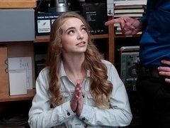 デカ尻, ブロンド, フェラチオ, 捕まる, バック, 手コキする, ガリガリ, ストリッピング