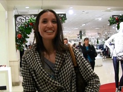 Крупный план, Танцы, Платье, Экстремальный секс, Мастурбация, Оргазм, На публике, Соло