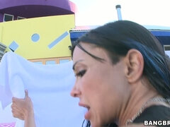 Jewels Jade impales her anal hole on his pole and rides