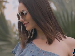 Enthousiasteling, Bruinharig, Hd, Buiten, Klein, Russisch, Alleen, Tieten likken