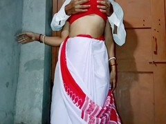 Desi school sweethearts enjoy a passionate romp on camera