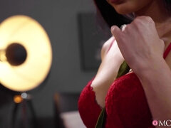 Slaapkamer, Grote mammen, Zwart, Gebondenheid, Lesbisch, Likken, Natuurlijke tieten, Kousen