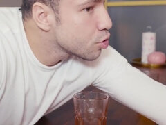 茶髪の, イマラチオ, 毛深い, 下着, 天然, 乳首, ストッキング, 三人