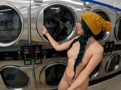 Amateur, Pies, Hembra, Masturbación, Orgasmo, Pequeña, Público, Solo