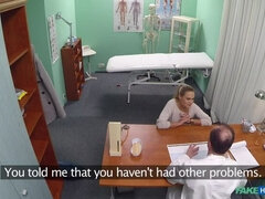 Cul, Sucer une bite, Médecin, En levrette, Doigter, Bureau, Chatte, Uniforme