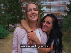 Grosser schwanz, Blasen, Hochschule, Handjob, Hardcore, Zierlich, Öffentlich, Titten