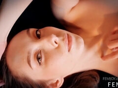 Tora Reeves and Scarlet Red explore each other's bodies in Femjoy - Red head gets arousing - 9100 and i get the deep -27