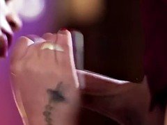 Tussi, Grosse titten, Blondine, Vollbusig, Hardcore, Strümpfe, Ablutschen