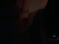 Leie, Bad, Flashen, Freundin, Orgasmus, Im freien, Party, Pov