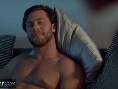 お尻, デカチン, フェラチオ, チン, 顔射, 女 人男 人, 馬乗り, 三人