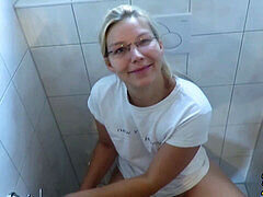 Deutsch, Im freien, Pissen, Öffentlich