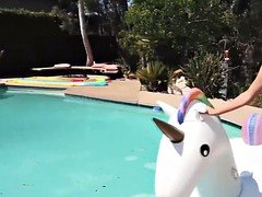 美女, グループ, パーティ, プール, フェラする