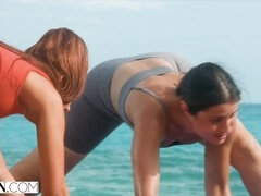 Сперма во рту, Семяизвержение, Сперма на лице, Лизание, На природе