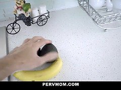 Blasen, Braunhaarige, Sperma im mund, Hd, Massage, Milf, Mutti, Ablutschen