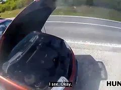 Braunhaarige, Geschnappt, Betrug, Gehörnter ehemann, Süss, Hd, Im freien, Titten