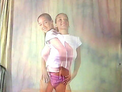 Американки, Танцы, Грязь