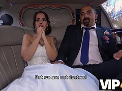 Grote mammen, Brijd, Bruinharig, Man die toekijkt, Man, Gezichtspunt, Kousen, Tatoeage