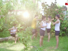 素人, アナル, お尻, デカ尻, 巨乳な, 指いじり, インド人, 自然山雀