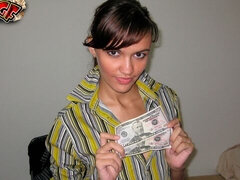 Pijpbeurt, Bruinharig, Bedriegen, Man die toekijkt, Hondjeshouding, Jurk, Kort haar, Tiener